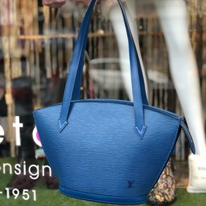 ✨ Louis Vuitton 1995 St. Jacques PM